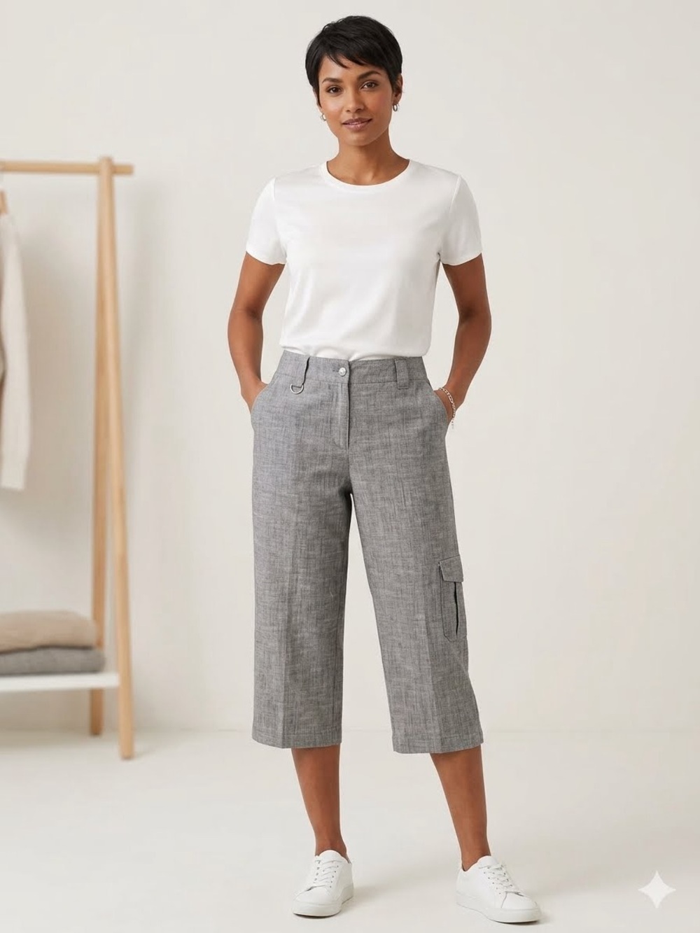 Larry Levine Gray Stretch Crop Cargo Capris EUC Size 14
